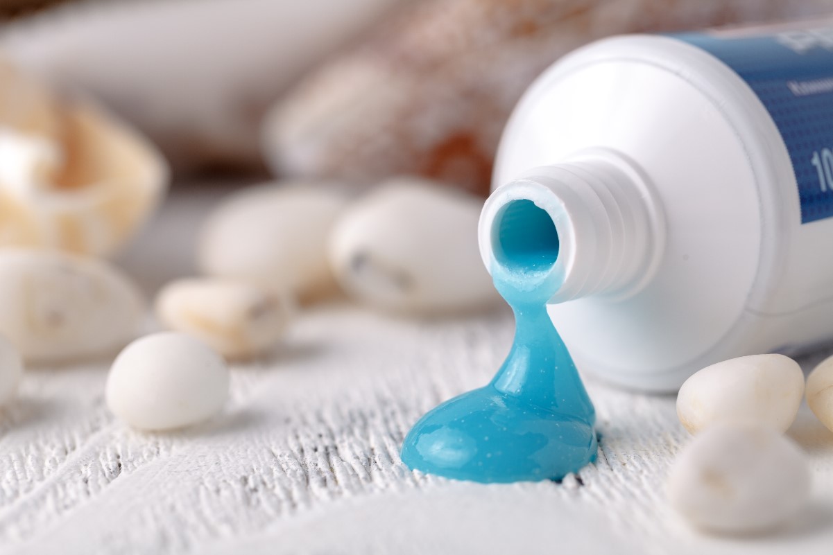 15 uses for toothpaste you had no idea about!