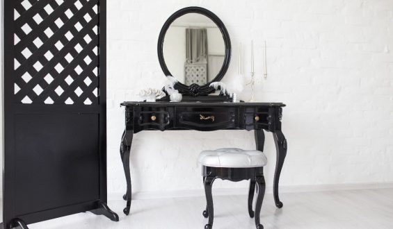How to make a dressing table?