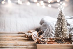 How to decorate your home in winter?