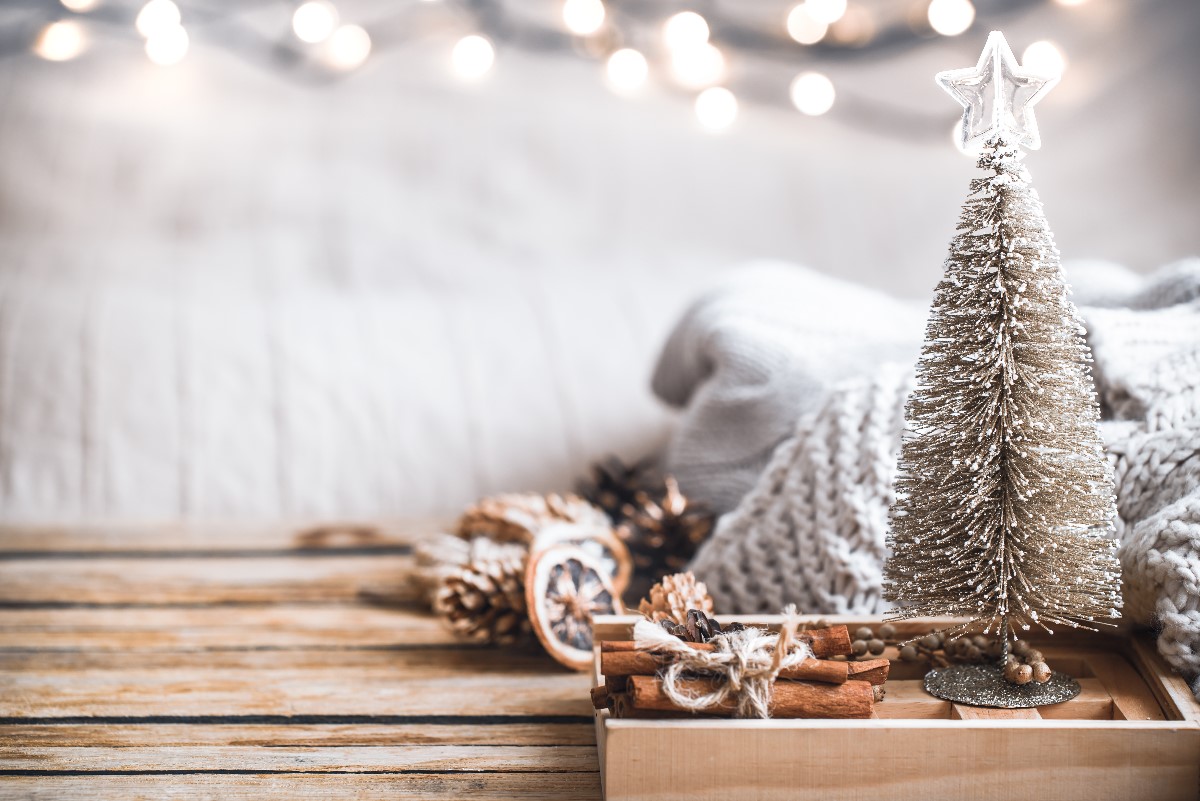 How to decorate your home in winter?