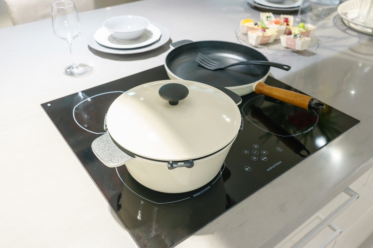 What to keep in mind when cooking on an induction hob?