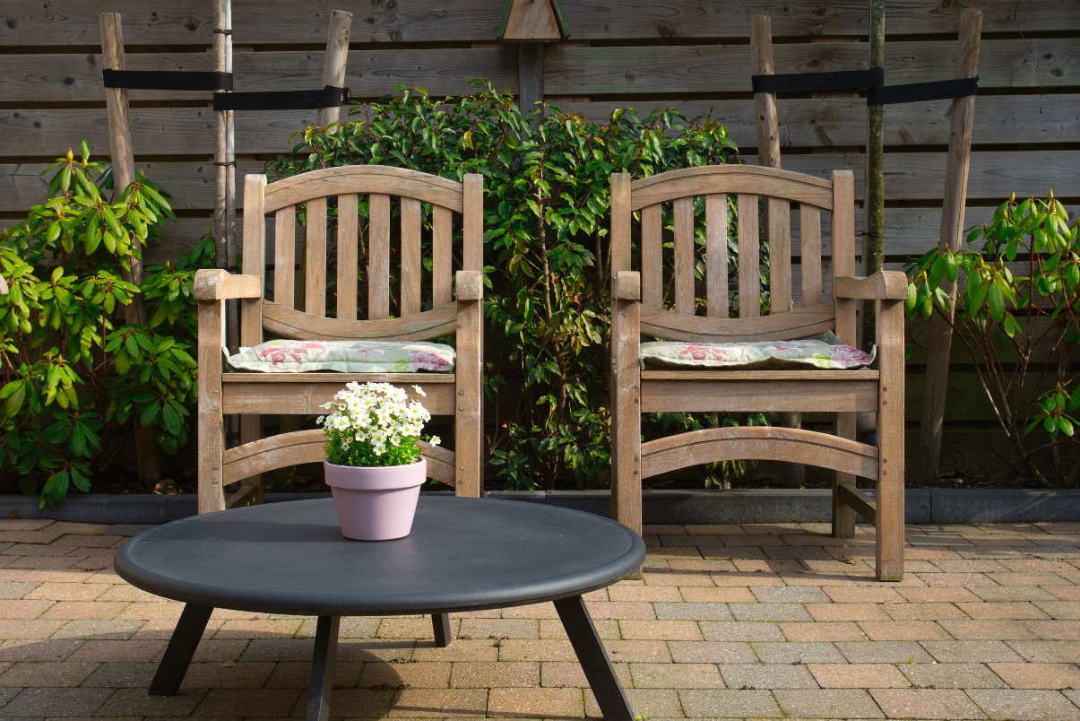 Garden chairs – which ones to choose and where to place them?