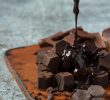 Chocolate topping made from chocolate and cream – ready in two minutes!