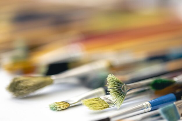 Exploring the Art of Perfect Brush Making: A Deep Dive into the Craftsmanship and Innovation